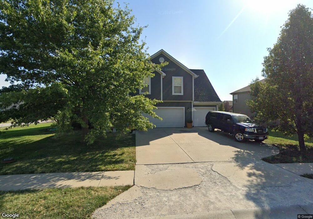 2006 Sequoia Dr, Raymore, MO 64083 - photo 1
