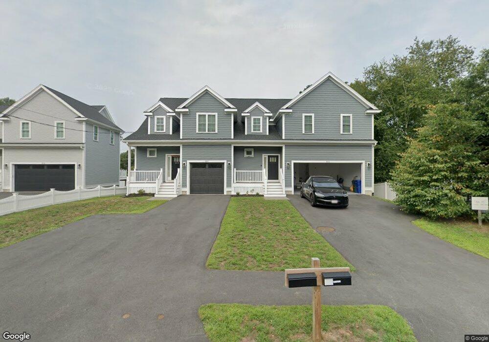 51 Pickering St unit 1, Danvers, MA 01923 - photo 1