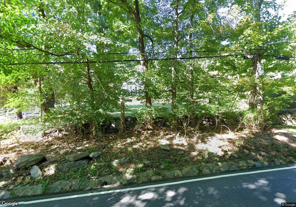 1112 Hardscrabble Rd, Chappaqua, NY 10514 - photo 1