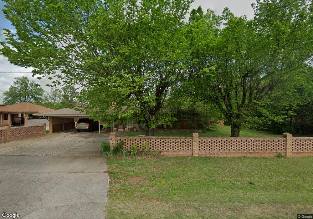 2102 N 5th St, Duncan, OK 73533 - photo 1