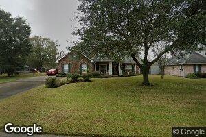 208 Surrey Dr, La Place, LA 70068