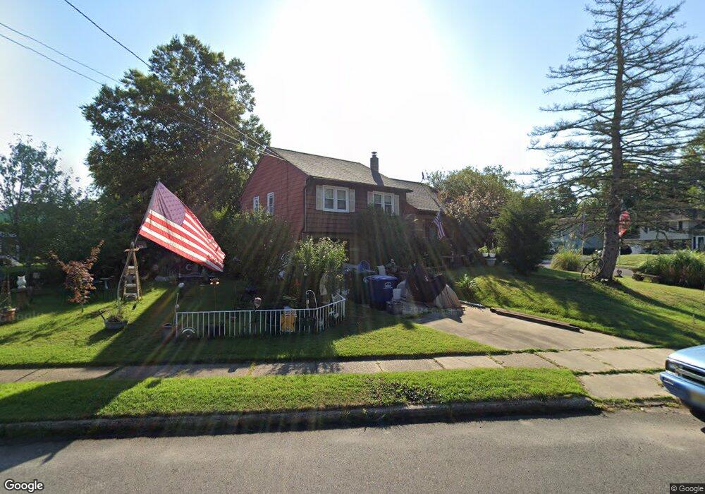 439 Parkview Dr, Mount Holly, NJ 08060 - photo 1