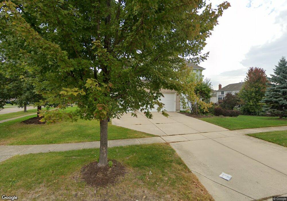 1034 Hodge Ln, Batavia, IL 60510 - photo 1