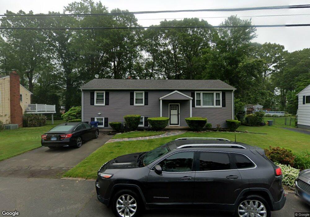 135 Hilltop Ln, West Haven, CT 06516 - photo 1