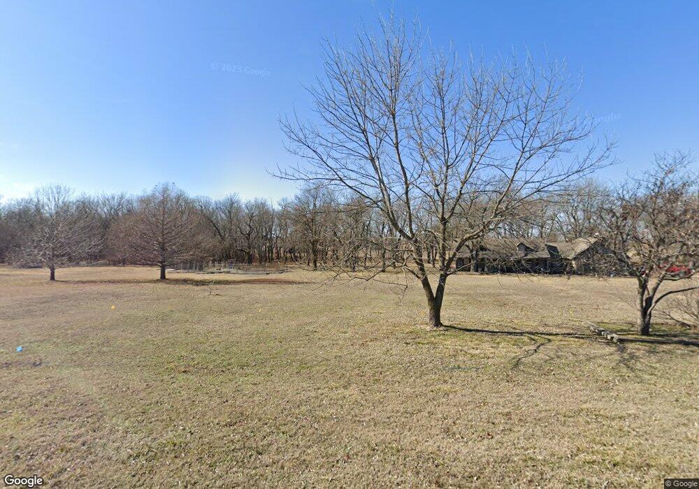 2220 S Locust St, Skiatook, OK 74070 - photo 1