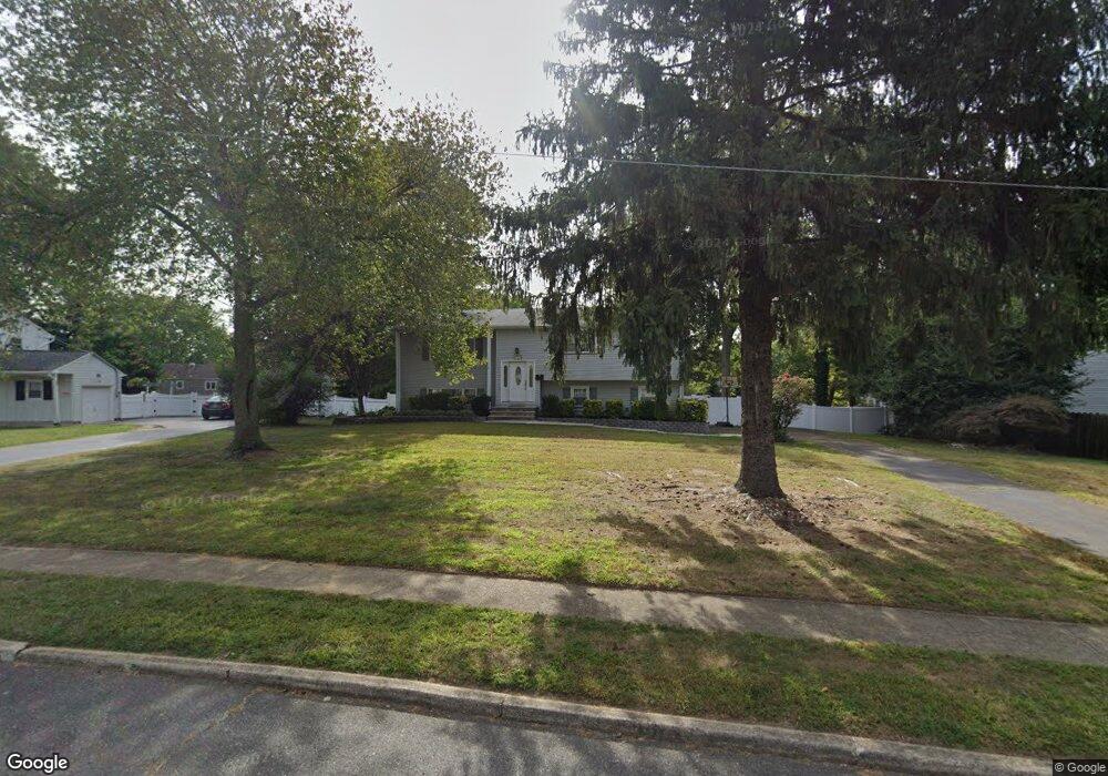 33 Bayberry Ln, Middletown, NJ 07748 - photo 1