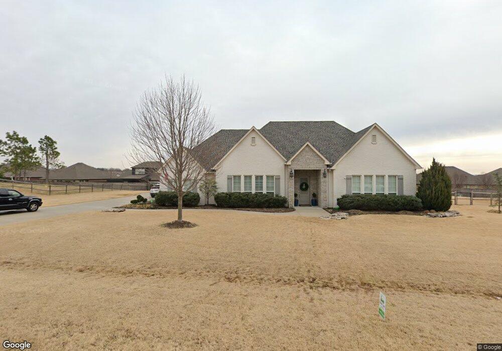 8245 N 72nd St N, Owasso, OK 74055 - photo 1