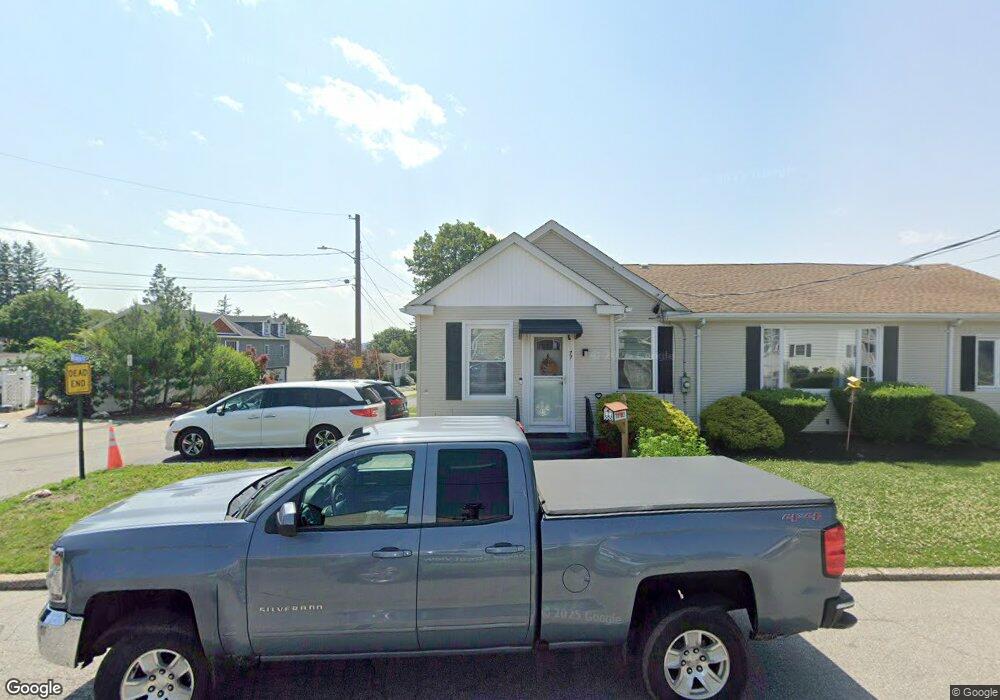 77R Windmill St, North Providence, RI 02904 - photo 1