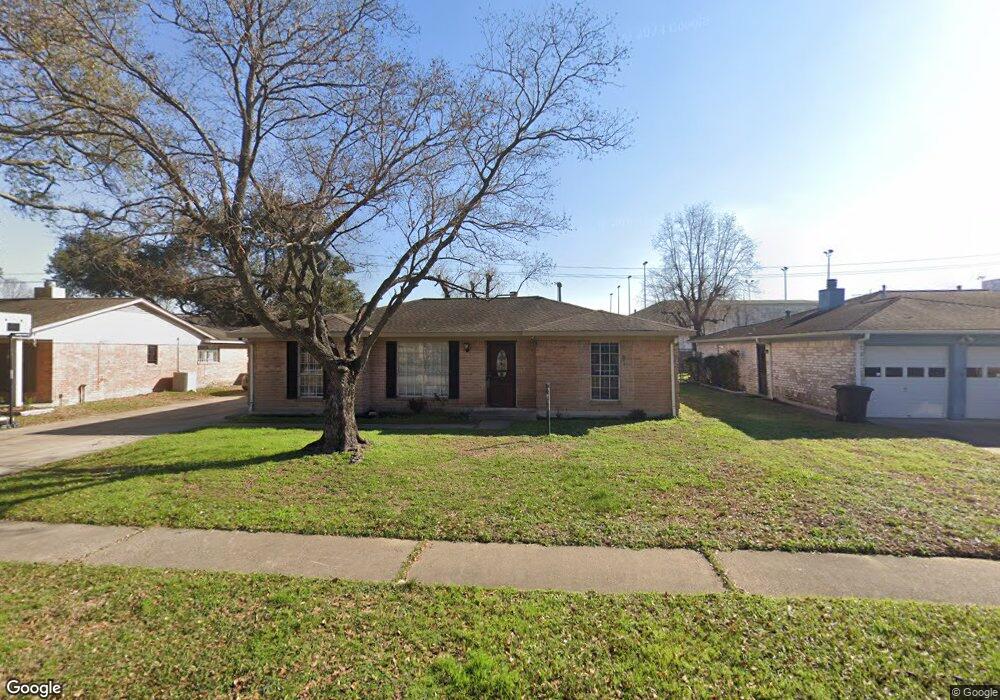 8714 Sunnywood Dr, Houston, TX 77088 - photo 1