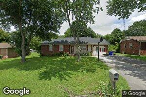 215 Clearview Ave, Bowling Green, KY 42101