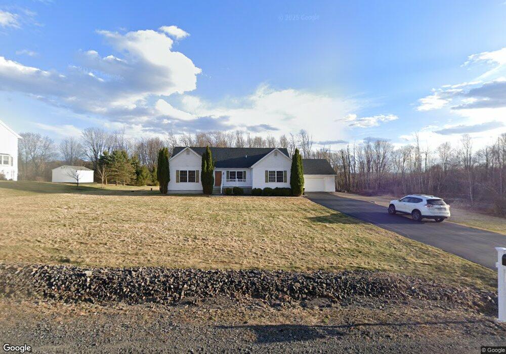 115 Green Briar Dr, Spring Brook Township, PA 18444 - photo 1