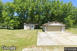 17472 3 Mile Rd, Gillespie, IL 62033