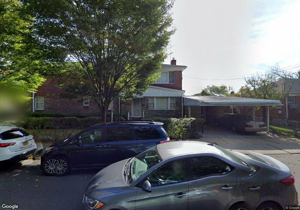 56-07 Fresh Meadow Ln unit 1, Fresh Meadows, NY 11365 - photo 1