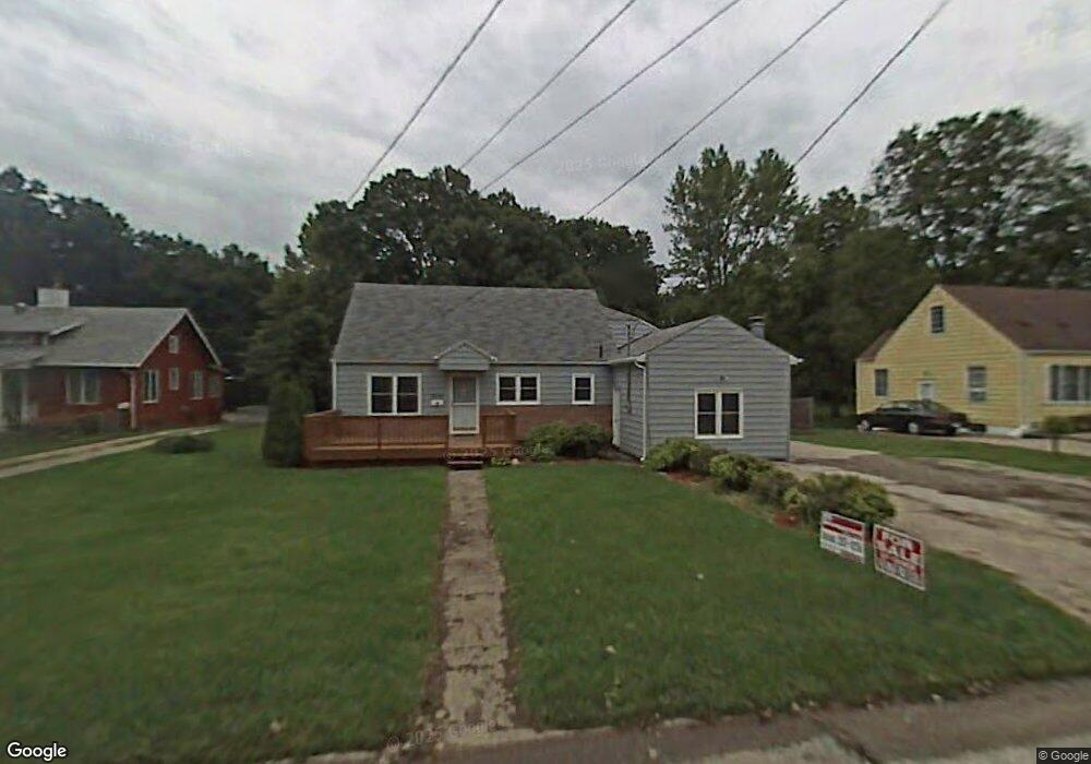 2710 Adams Ave, Des Moines, IA 50310 - photo 1