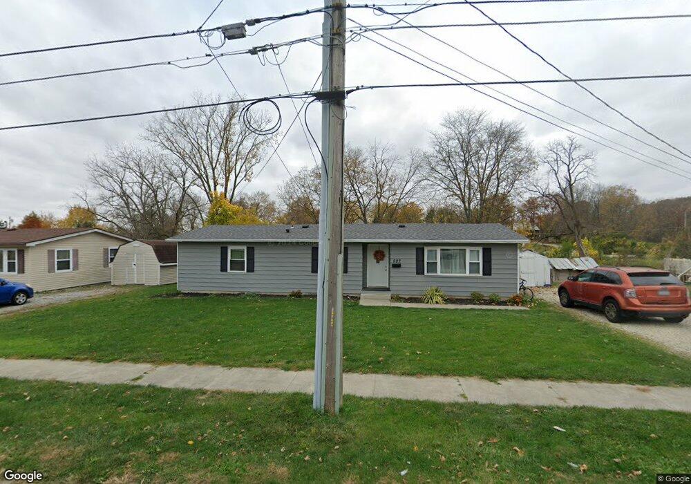 507 Highland Ave, Wapakoneta, OH 45895 - photo 1