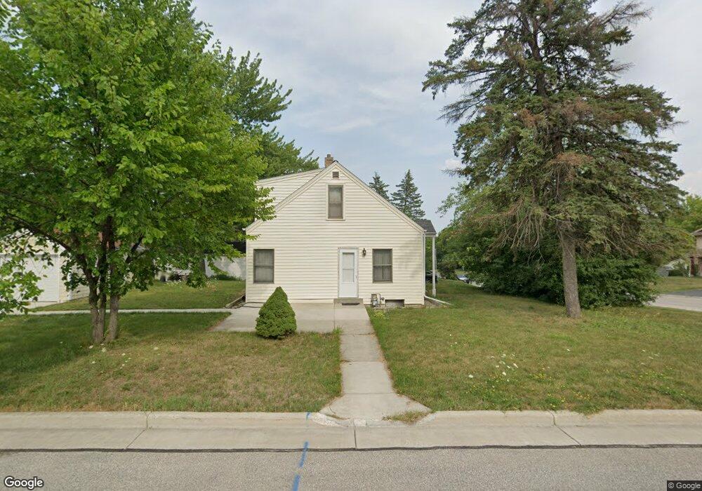 N84W16334 Menomonee Ave, Menomonee Falls, WI 53051 - photo 1