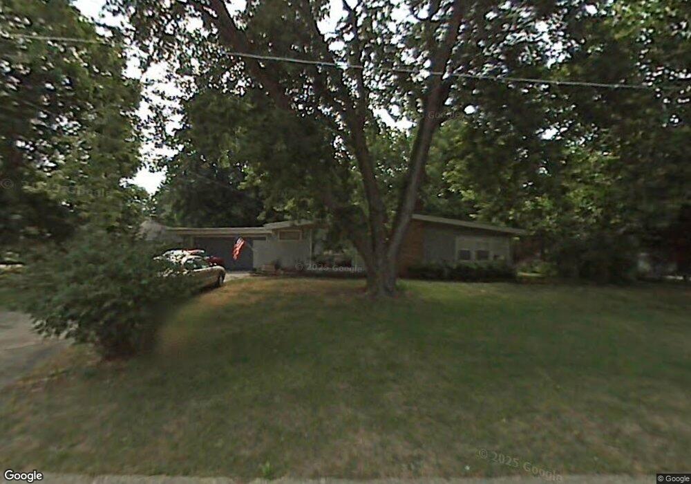 1510 Lewis Ave, Des Moines, IA 50315 - photo 1