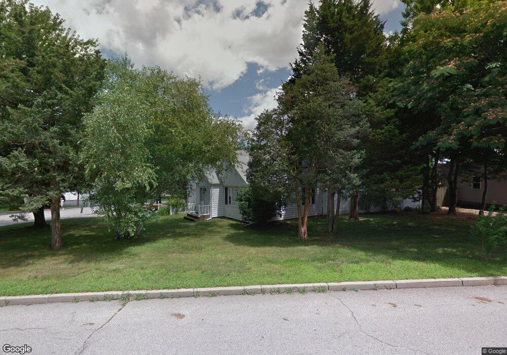 58 Pheasant Dr, Cranston, RI 02920 - photo 1