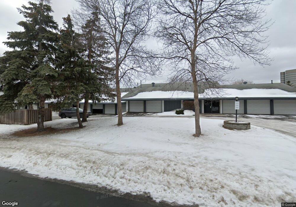 8212 8212 Fremont-Avenue-s, Bloomington, MN 55420 - photo 1