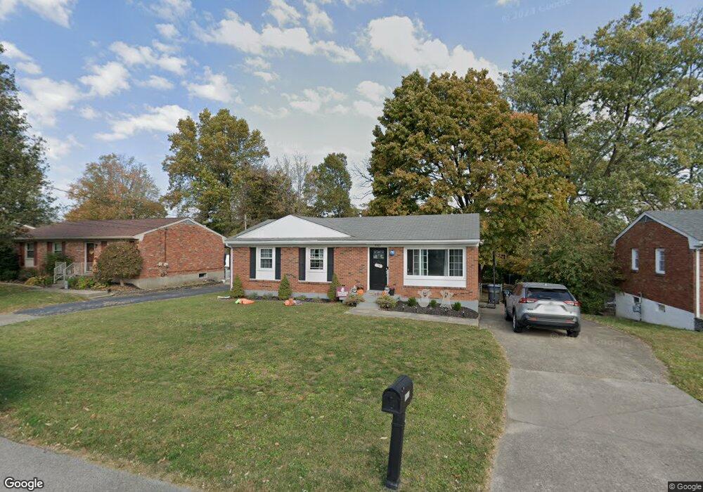 9503 Doewood Ln, Louisville, KY 40291 - photo 1