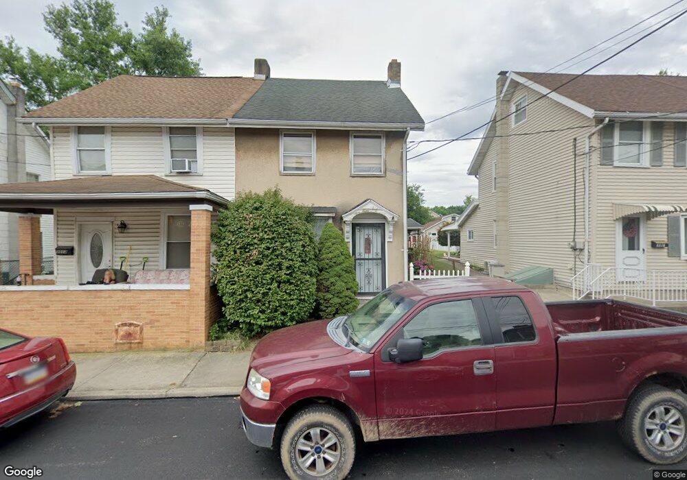 3015 N 2nd St, Whitehall, PA 18052 - photo 1