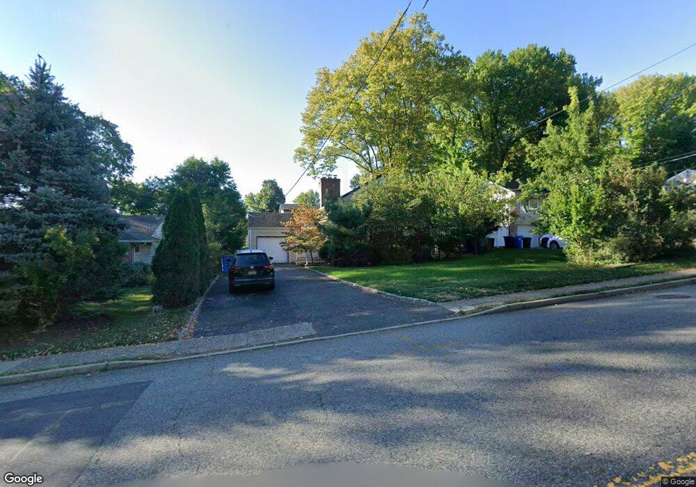 192 Riveredge Rd, Tenafly, NJ 07670 - photo 1