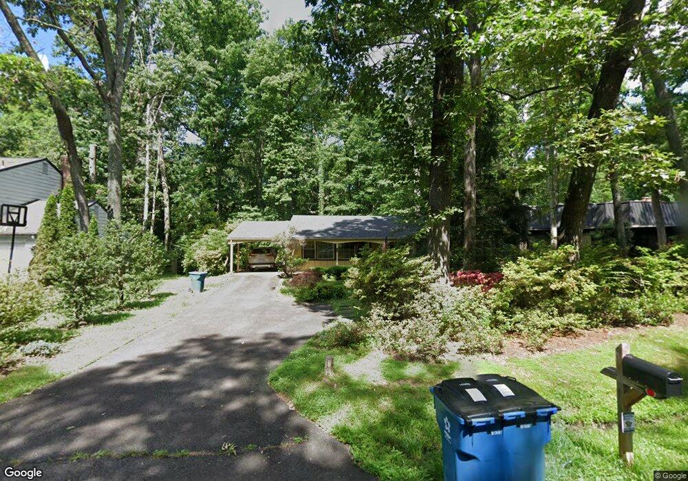 2526 Pinoak Ln, Reston, VA 20191 - photo 1