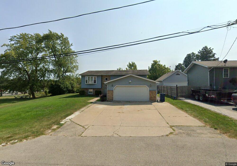 2607 Clearview Ave, Waukegan, IL 60085 - photo 1