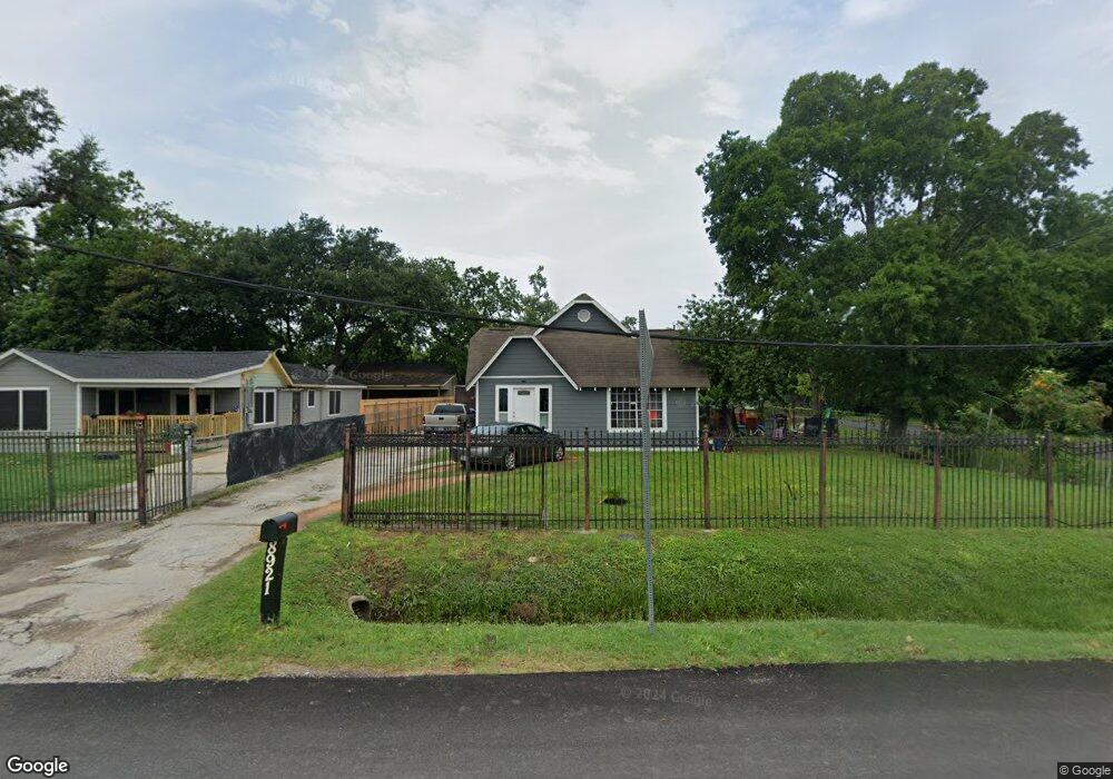 8921 Harrell St, Houston, TX 77093 - photo 1