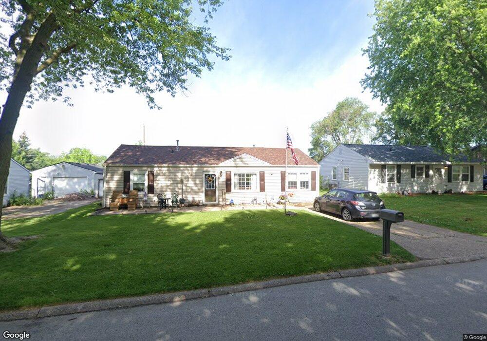 7210 N Pine St, Davenport, IA 52806 - photo 1