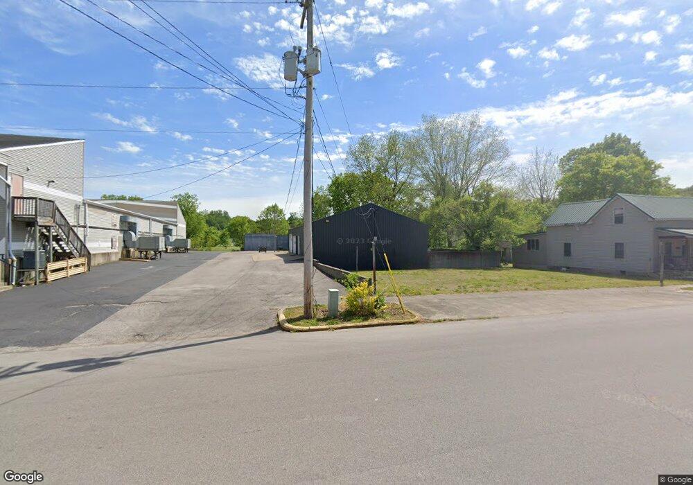 205 W Poplar St, Corydon, IN 47112 - photo 1