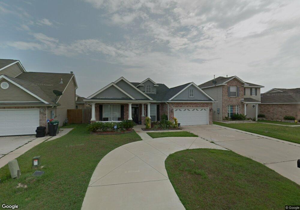 2044 Heather Ln, Slidell, LA 70461 - photo 1