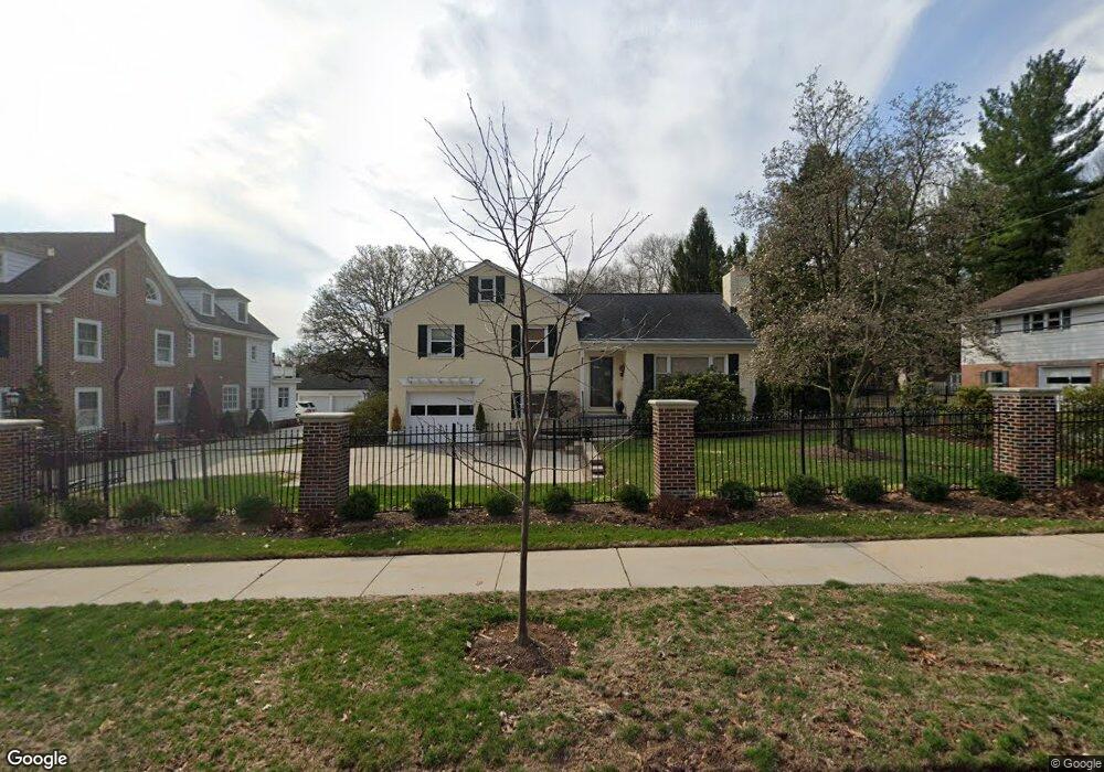 928 Sunnyside Ave, Reading, PA 19610 - photo 1