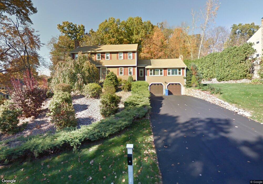 91 Spruce Ln, Glastonbury, CT 06033 - photo 1