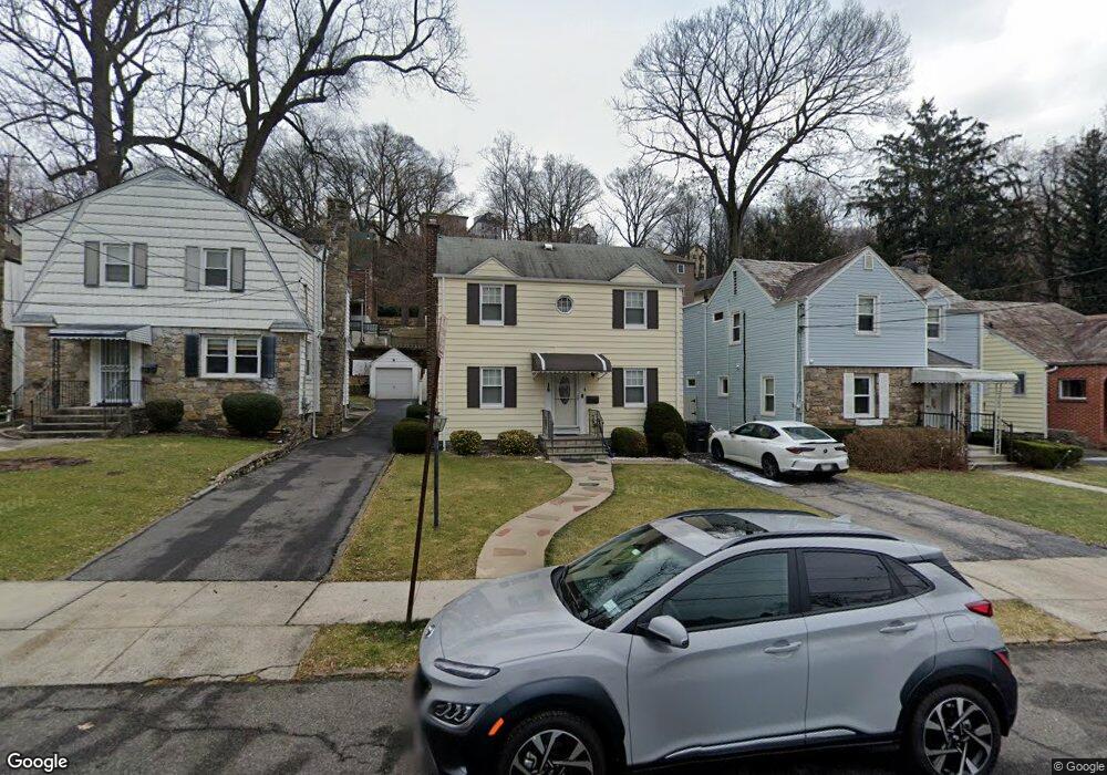 16 Tibbetts Rd, Yonkers, NY 10705 - photo 1