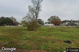 4740 Tullis Dr, New Orleans, LA 70131