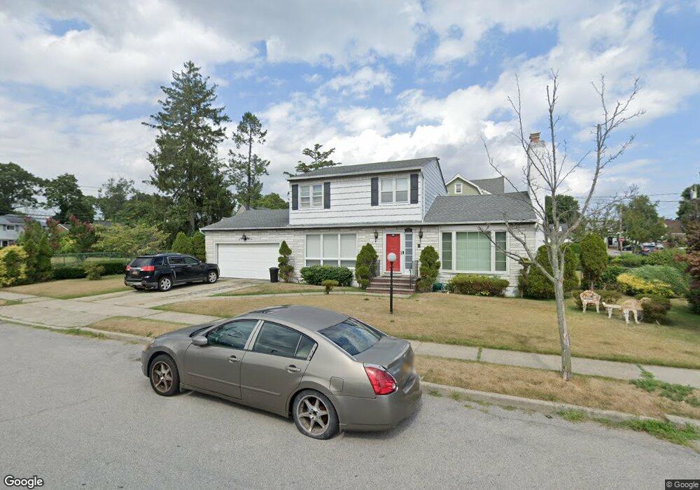 116 Cedar Rd, West Hempstead, NY 11552 - photo 1