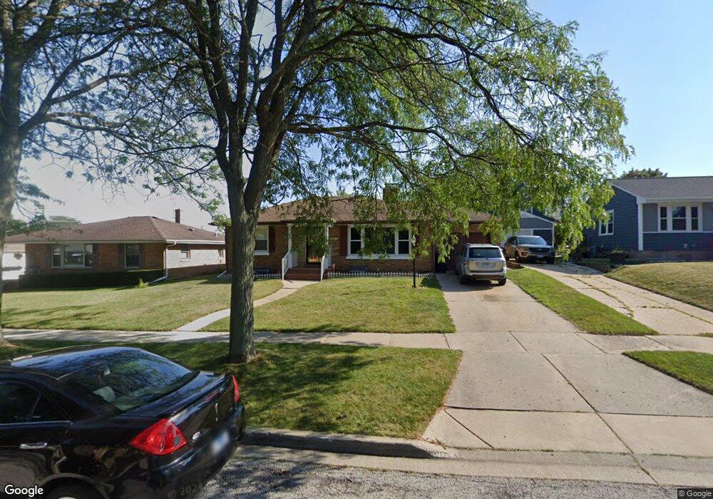 2017 Pearsall Pkwy, Waukegan, IL 60085 - photo 1