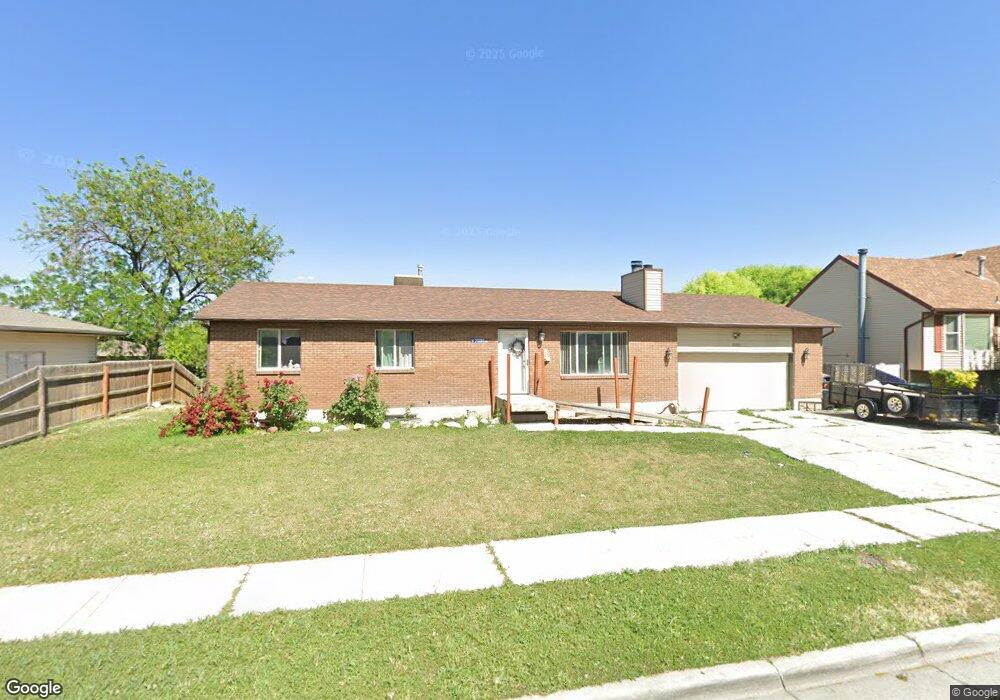 7595 S 3250 W, West Jordan, UT 84084 - photo 1