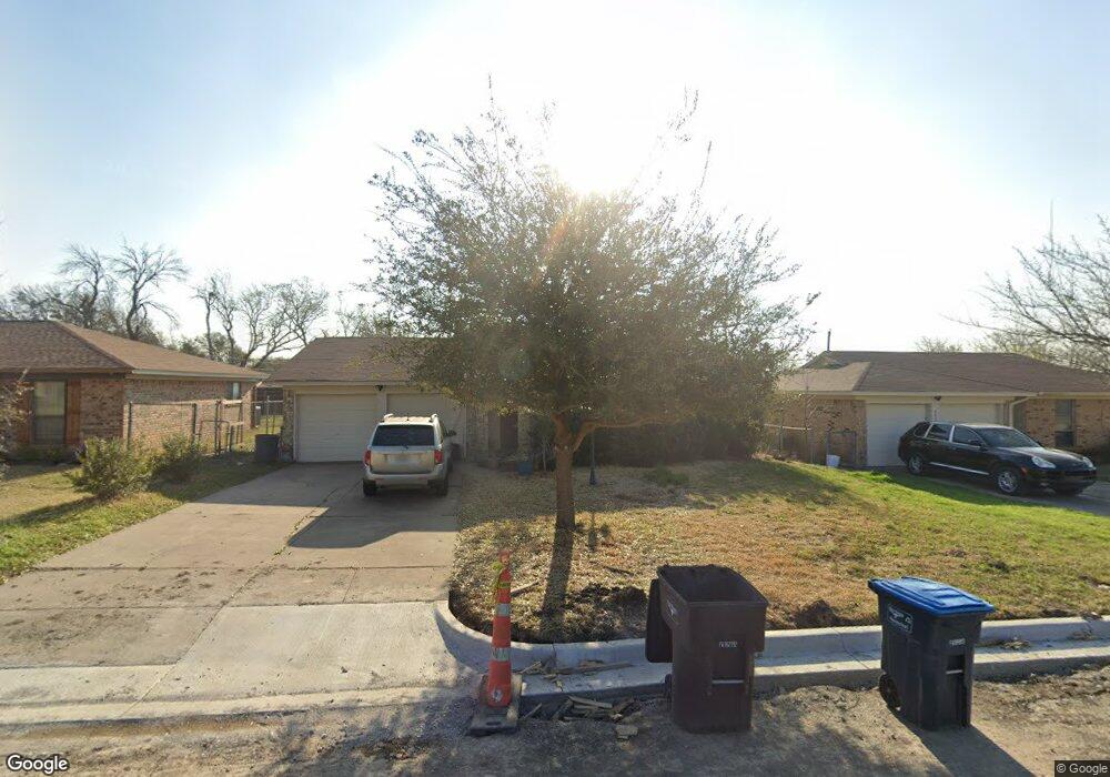 6601 Vega Dr, Fort Worth, TX 76133 - photo 1