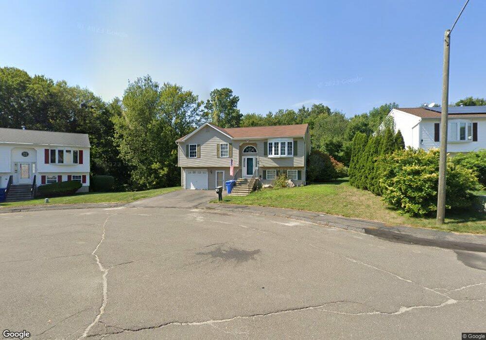 75 Kalin Ct, Waterbury, CT 06704 - photo 1