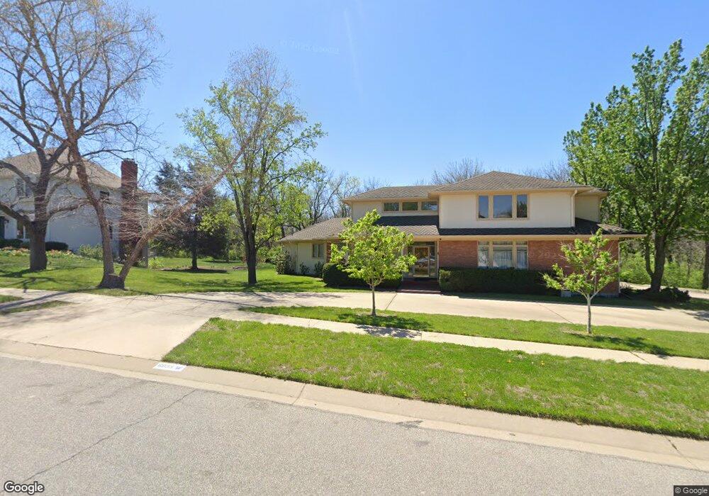 6033 SW 38th St, Topeka, KS 66610 - photo 1