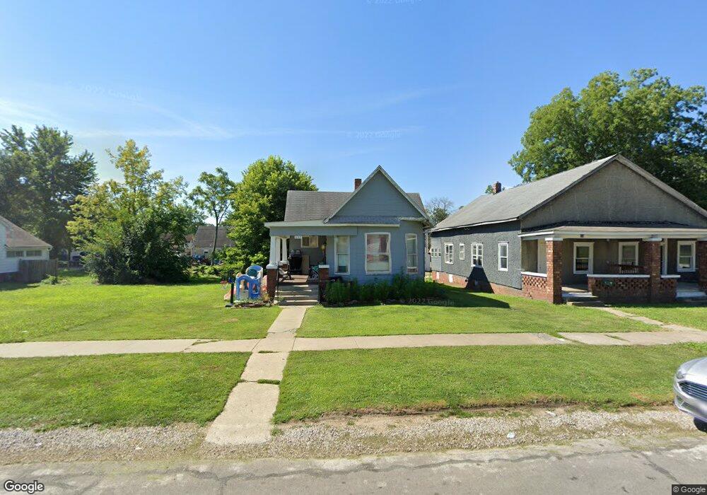 832 Franklin St, Moberly, MO 65270 - photo 1