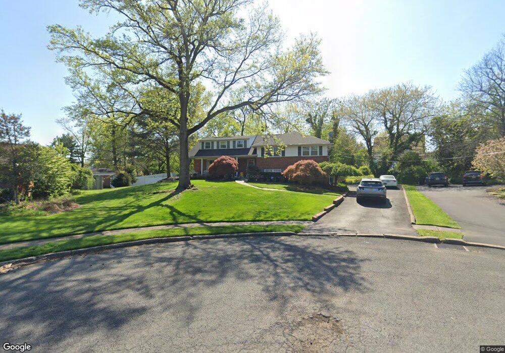 702 Essex Ct, Cinnaminson, NJ 08077 - photo 1