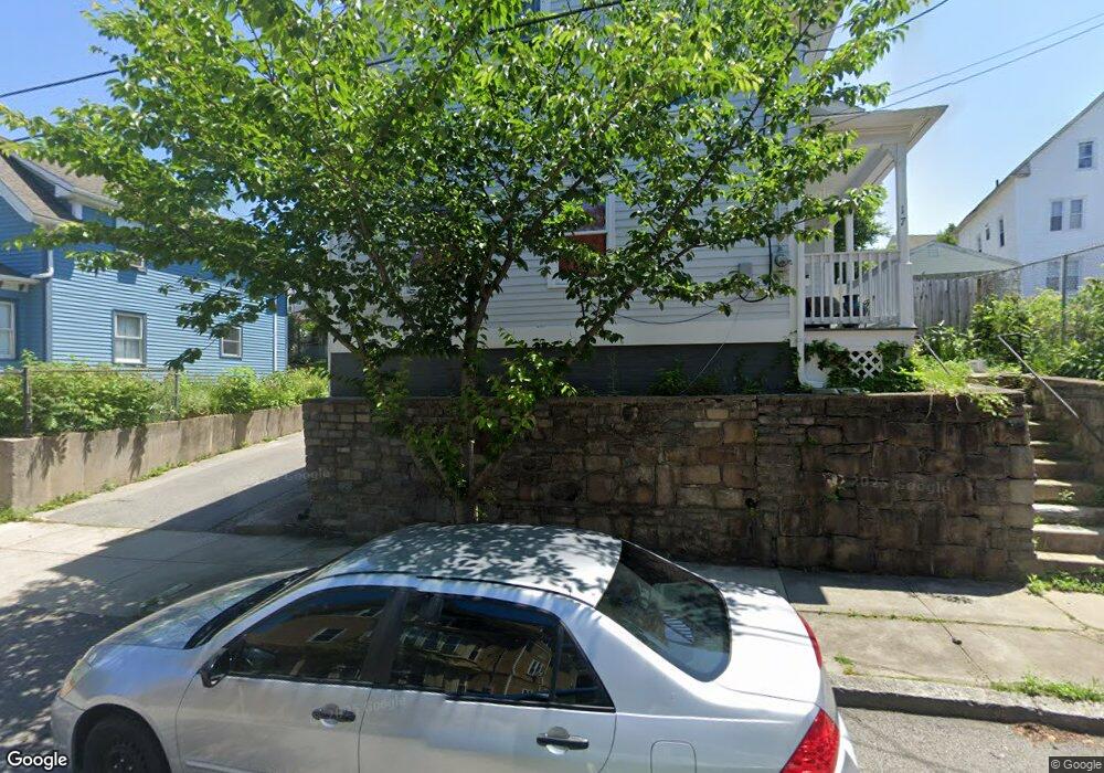 17 Tecumseh St, Providence, RI 02906 - photo 1