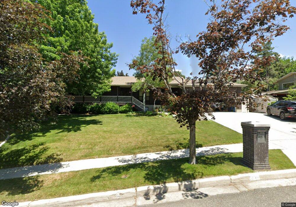 9127 Hummingbird Ln, Sandy, UT 84094 - photo 1