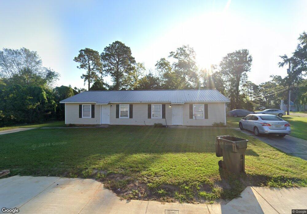 301 Trim St, Dothan, AL 36301 - photo 1
