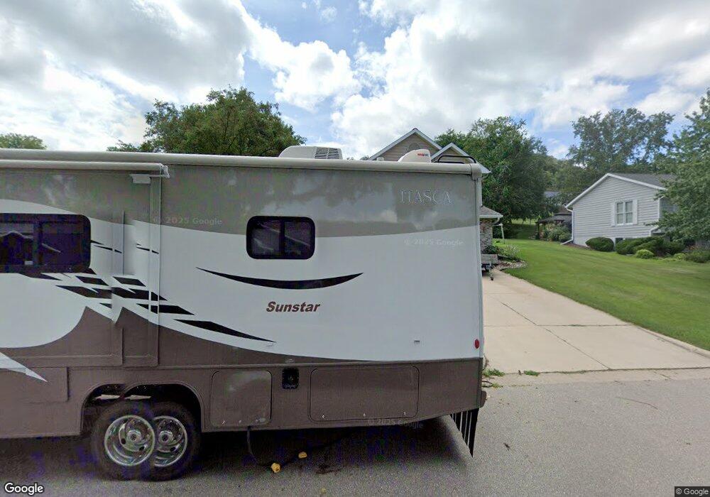 723 Jonathan Ln, La Crescent, MN 55947 - photo 1