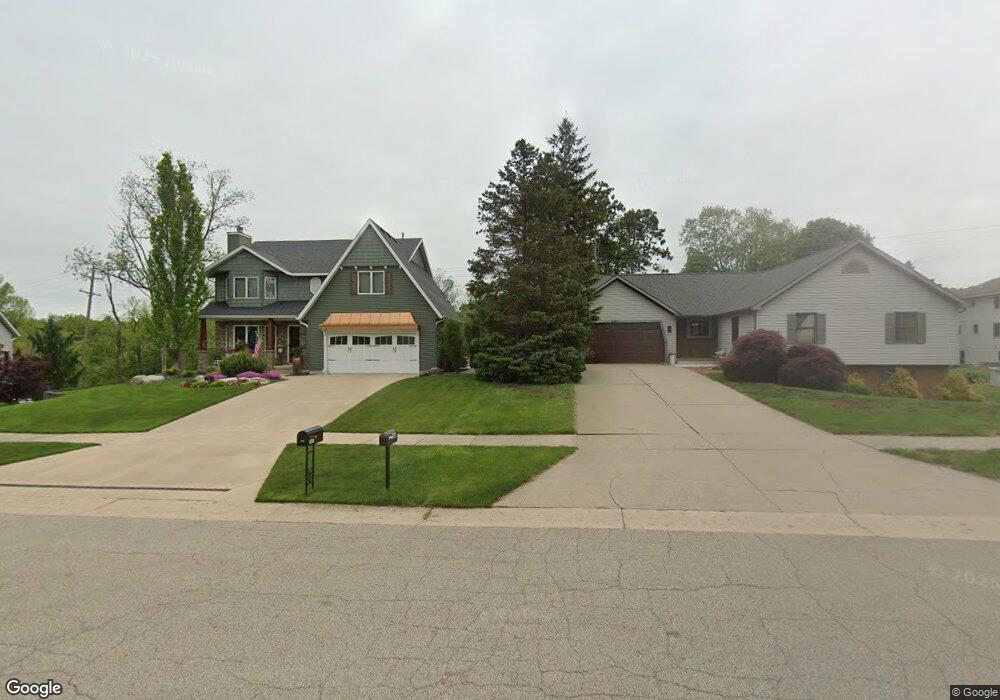 8692 Ridgehaven SW, Byron Center, MI 49315 - photo 1