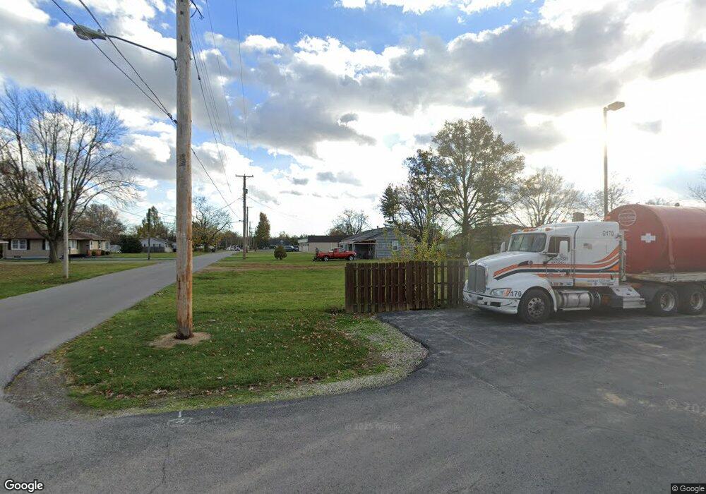 519 Columbia Dr, Lima, OH 45805 - photo 1